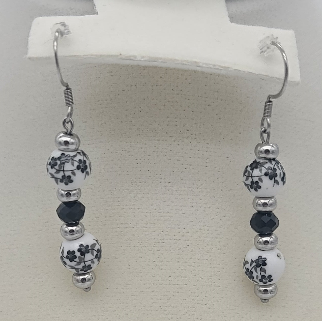 Monochrome Bloom Porcelain Floral Jewelry Set