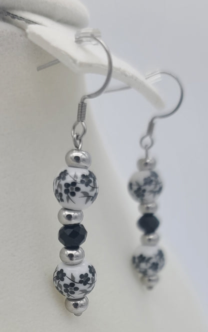 Monochrome Bloom Porcelain Floral Jewelry Set