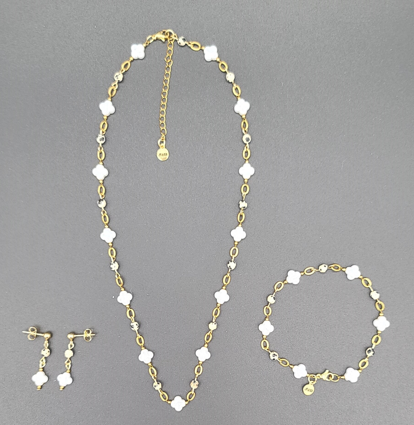 Faux Pearl Clover & Dalmatian Bead Set, Adjustable 17.5 - 20" Necklace, 7.25" Bracelet, 1.25" Earrings