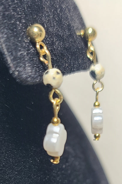 Faux Pearl Clover & Dalmatian Bead Set, Adjustable 17.5 - 20" Necklace, 7.25" Bracelet, 1.25" Earrings