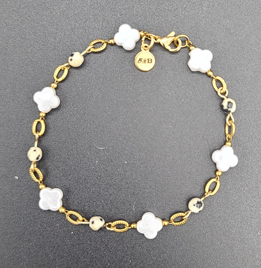 Dalmatian Speckle & Clover Charm Bracelet Gold Stainless 7.25"