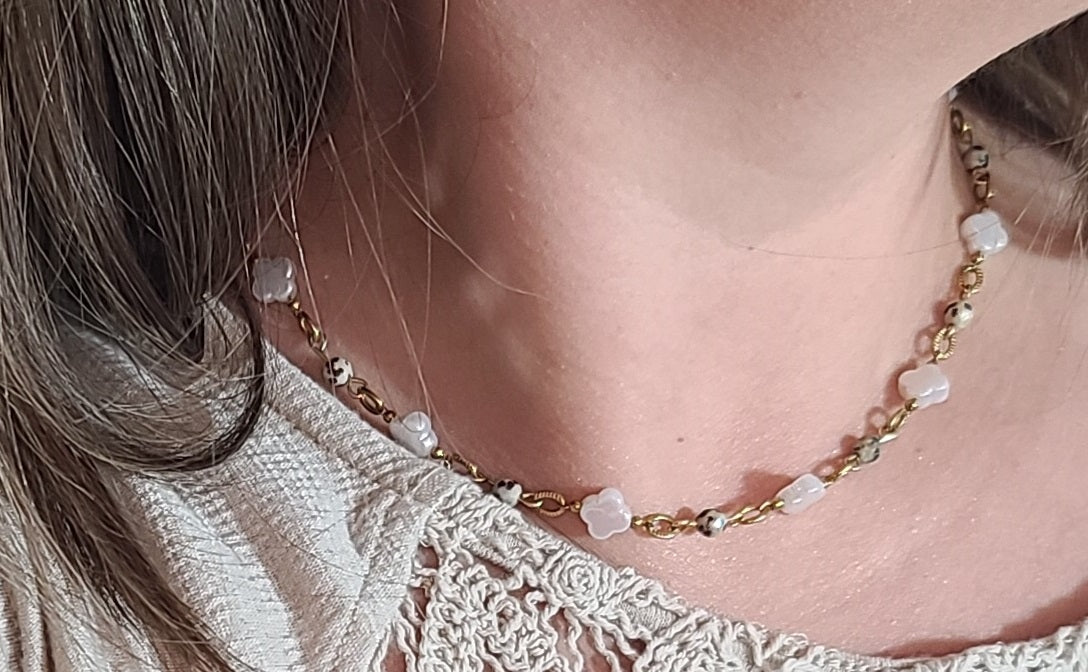 Speckled Dalmatian & Faux Pearl Clover Necklace Everyday Gold Stainless Steel Adjustable 17.5"–20"
