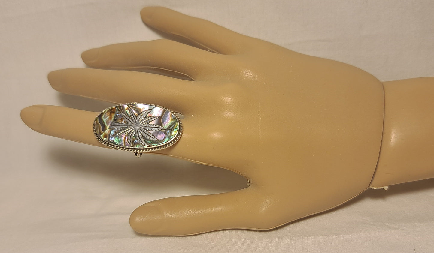 Abalone Marijuana Leaf Vintage Sterling Silver Ring, Size 7