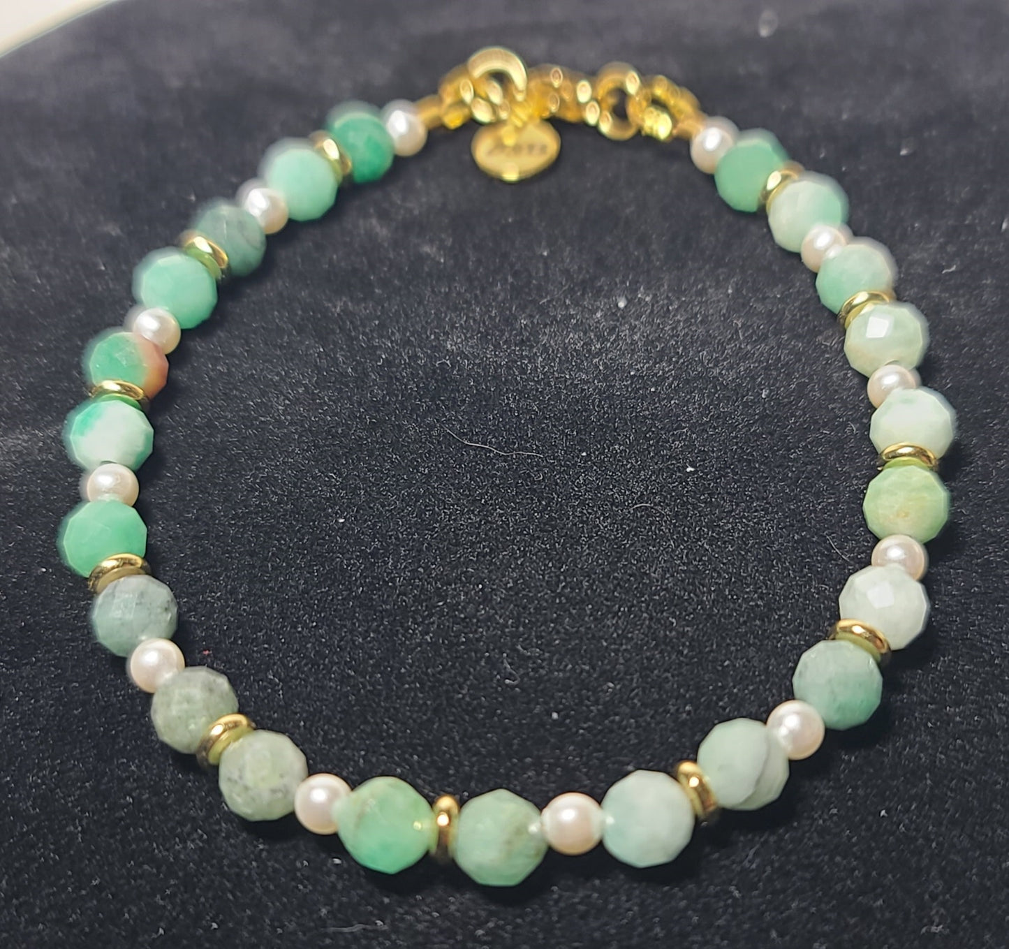 Faceted Natural Emerald & Shell Pearl 7.25" Dainty Bracelet