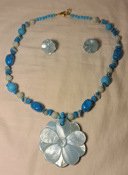 Lee Sands Blue Daisy Howlite Necklace & Earrings
