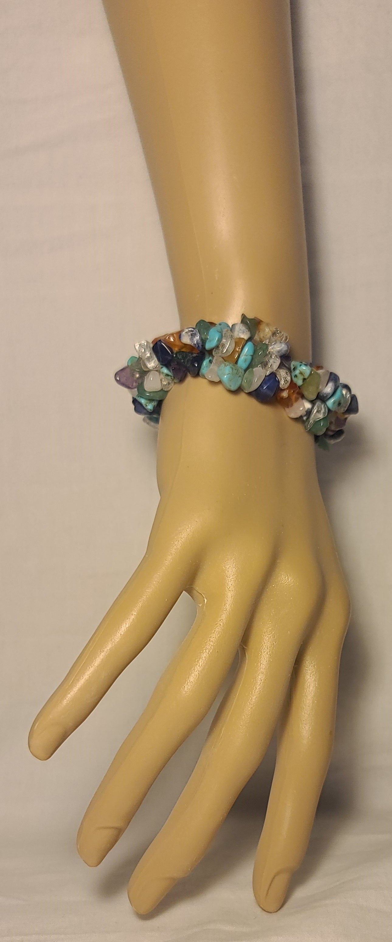 Natural Gemstone Chip Stretch Bracelet, Bohemian Healing Stone Jewelry, Mixed Stones