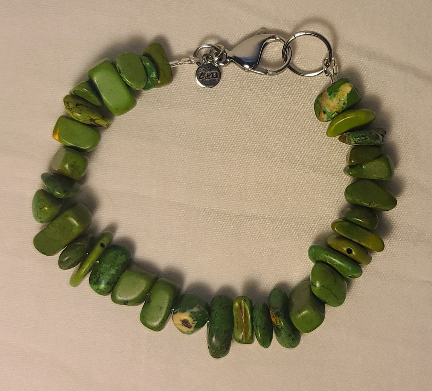 Natural Green Howlite Stone Bead Bracelet – 8.25" Stainless