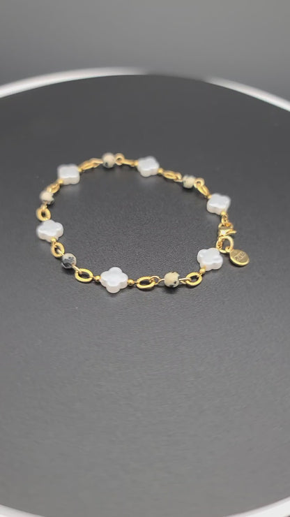 Dalmatian Speckle & Clover Charm Bracelet Gold Stainless 7.25"
