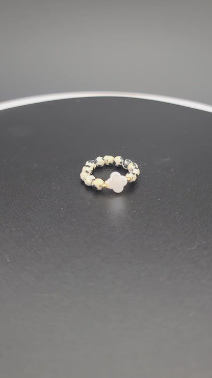 Speckled Dalmatian Bead with Faux Pearl Clover Stretch Fit Ring 6.25 – 9